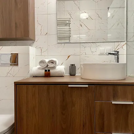 Momoapart - Downtown Tram Depot Apartment Wroclaw