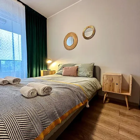 Momoapart - Downtown Tram Depot Apartment *