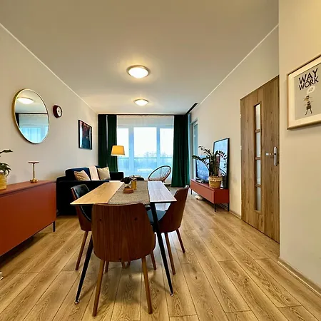 Momoapart - Downtown Tram Depot Apartment Wroclaw