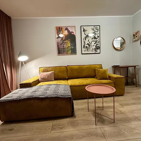 Momoapart - Downtown Tram Depot Apartment Wroclaw