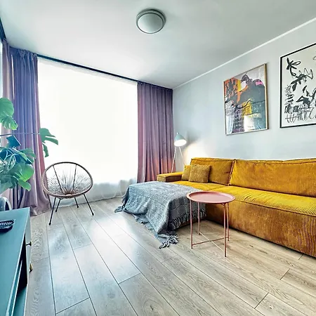 Apartment Momoapart - Downtown Tram Depot *