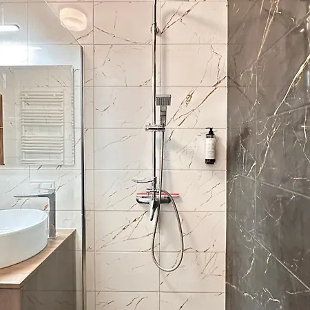 Apartment Momoapart - Downtown Tram Depot