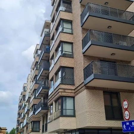 Momoapart - Downtown Tram Depot * Wrocław