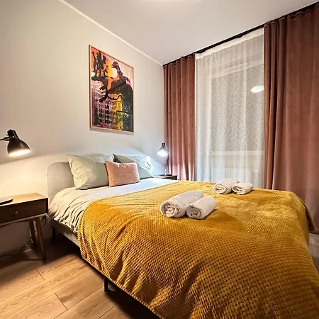 Momoapart - Downtown Tram Depot *