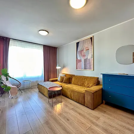 Apartament Momoapart - Downtown Tram Depot *