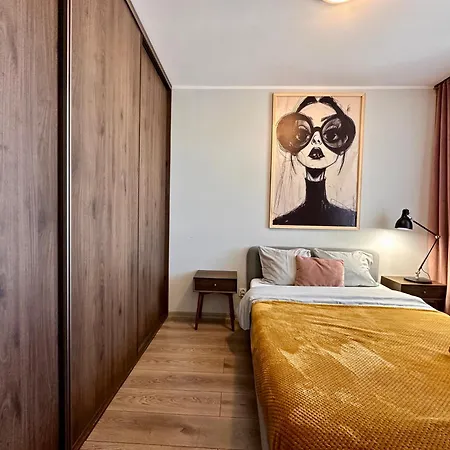 Momoapart - Downtown Tram Depot Apartament *