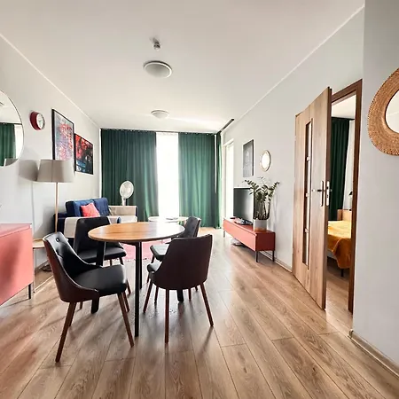 Momoapart - Downtown Tram Depot Apartament