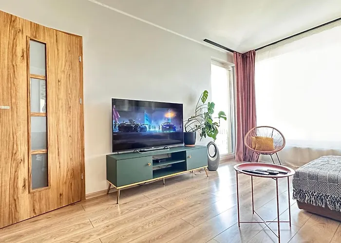 Momoapart - Downtown Tram Depot Apartment *